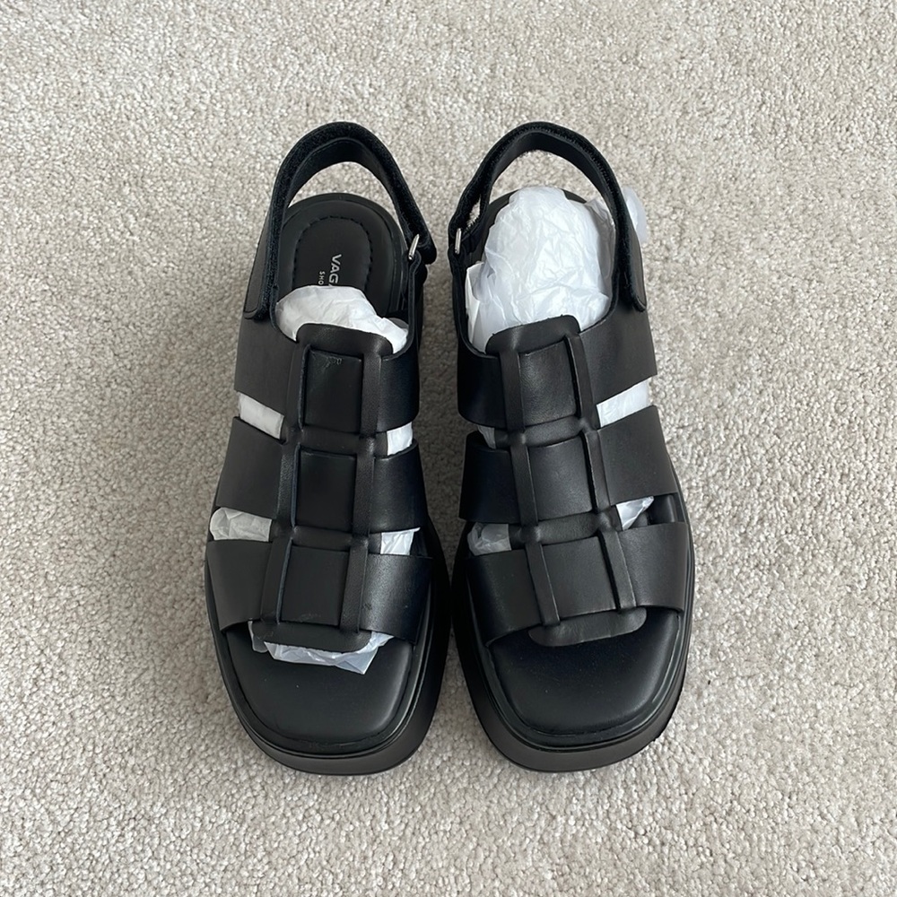 Vagabond Shoemakers platform sandals brand new, never worn